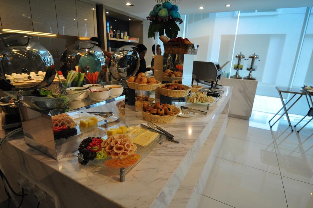 Damas Suites & Residences Kuala Lumpur Dış mekan fotoğraf