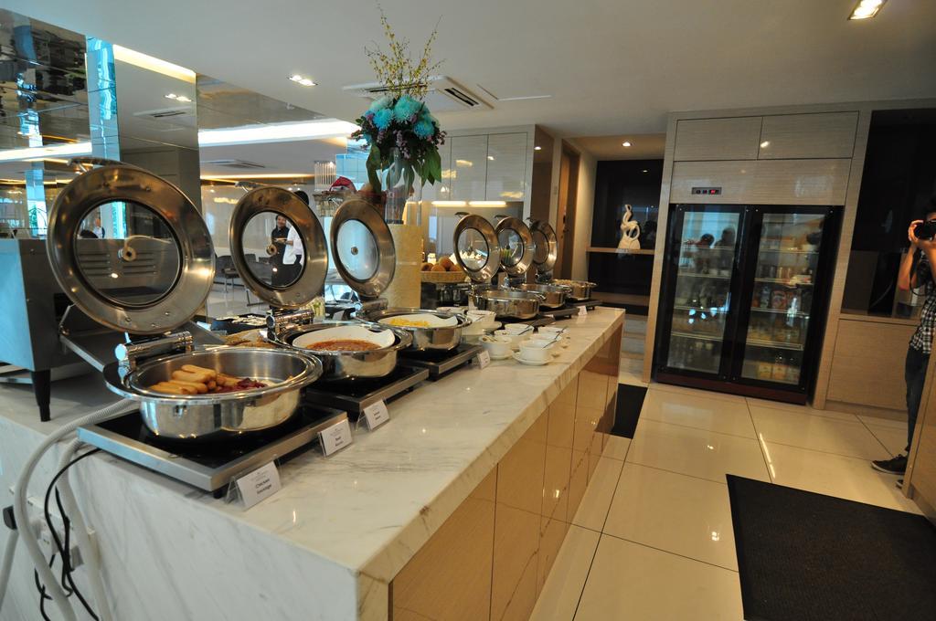 Damas Suites & Residences Kuala Lumpur Dış mekan fotoğraf